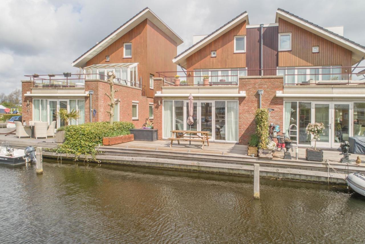 Meerzicht 70 - Vakantiehuis Aan Het Water! Villa Uitgeest Luaran gambar