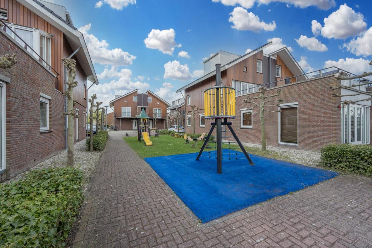 Meerzicht 70 - Vakantiehuis Aan Het Water! Villa Uitgeest Luaran gambar